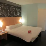 Ibis 3*