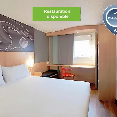 Ibis Hotel 3*
