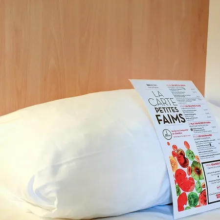 苏瓦松宜必思酒店 酒店