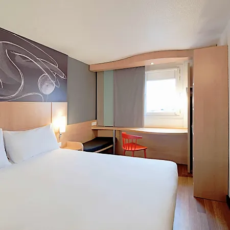 호텔 Ibis 수아송
