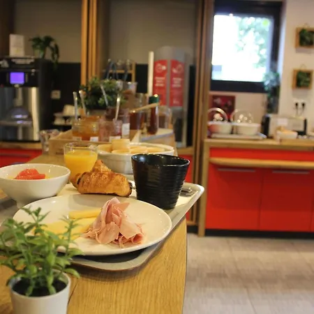 Ibis Hotel