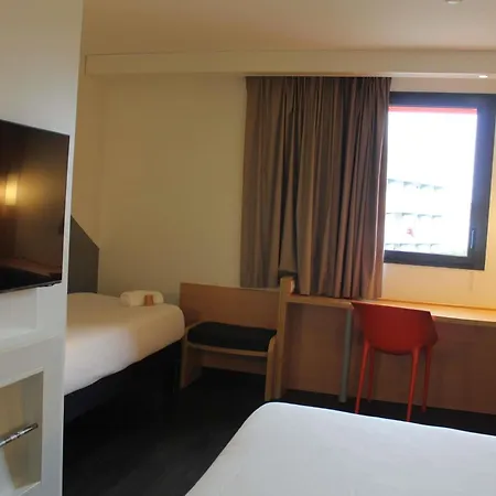 Hotel Ibis 3*