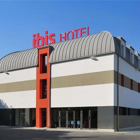 Ibis 3* Soissons