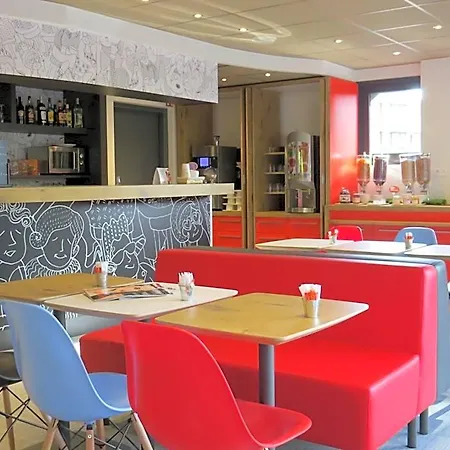 Ibis Hotel 3*