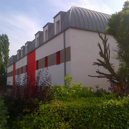 Ibis Hotel