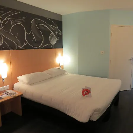 Ibis 3*