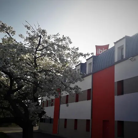 ホテル Ibis